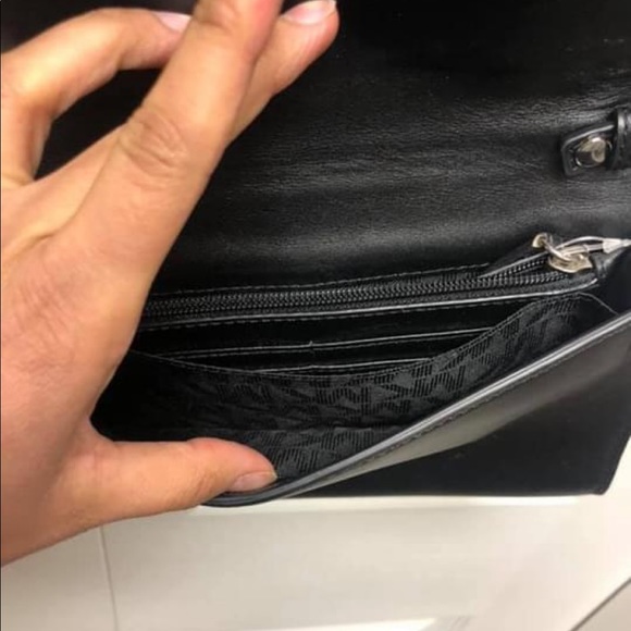 Crossbody - Picture 6 of 6